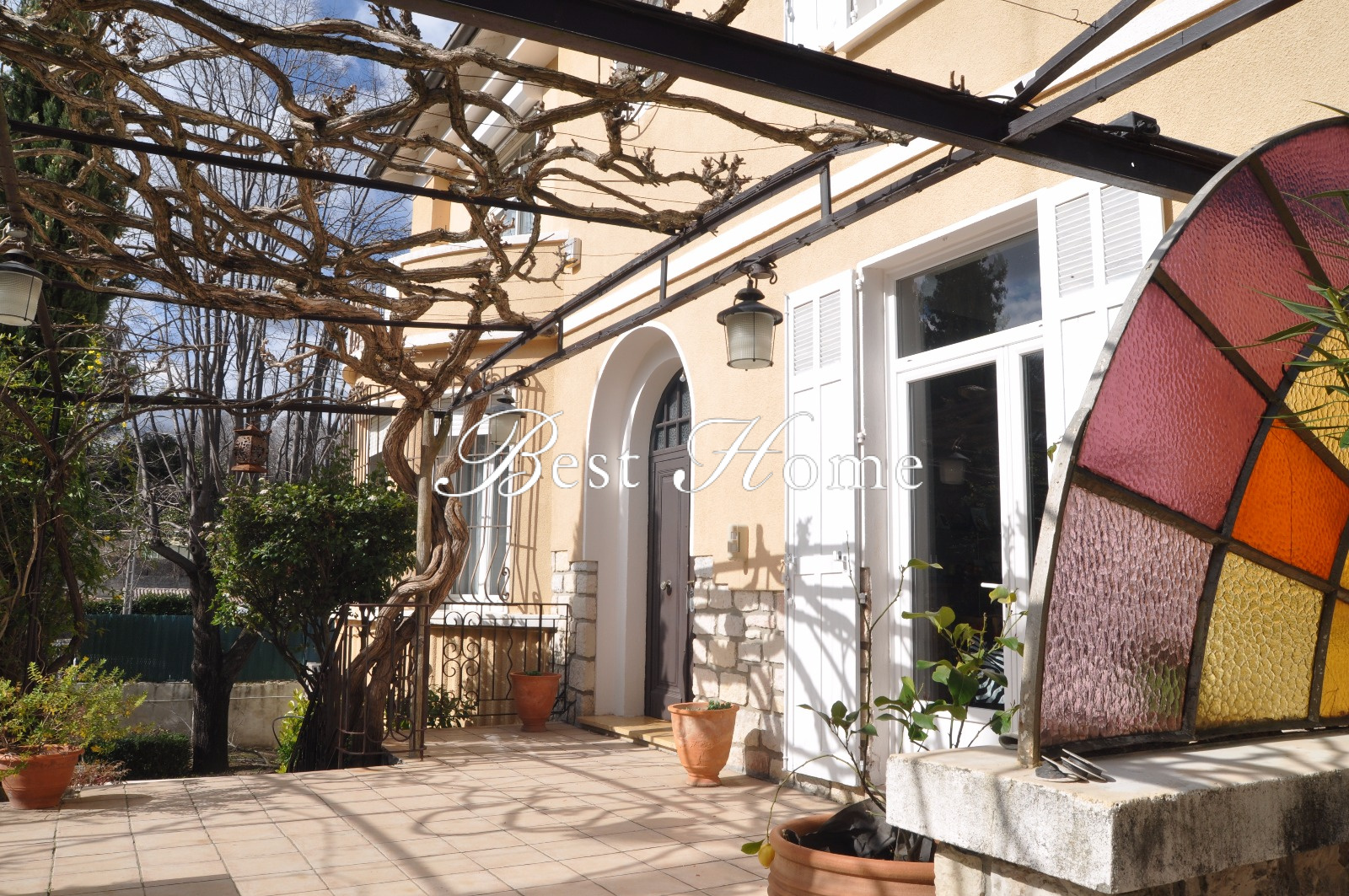 Nîmes, quartier Alouette, belle demeure familiale des années 30